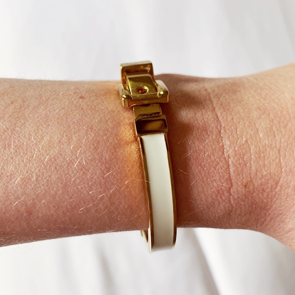 Michael Kors Buckle Bangle Gold/White - Picture 6 of 8